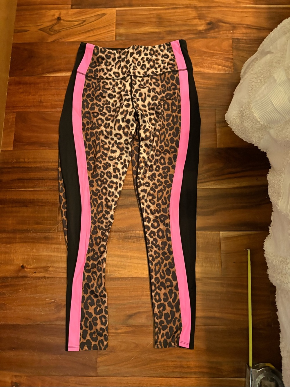 Veronica Beard x Bandier Leopard Pink Stripe Leggings Size L (322)